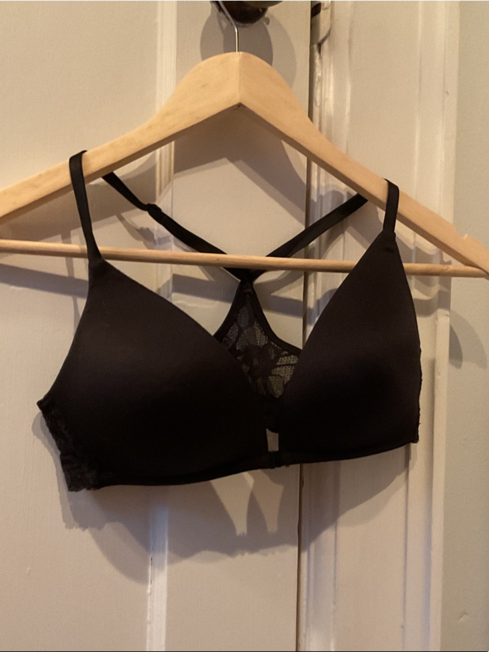 Maidenform Black Lace Racerback T-Shirt Bra